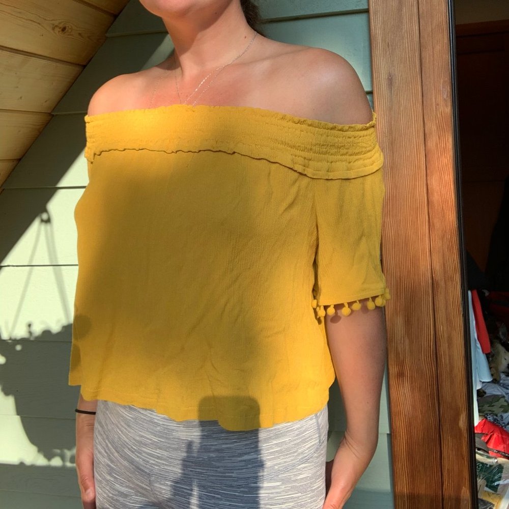 Top Shop Off the Shoulder Crop Top